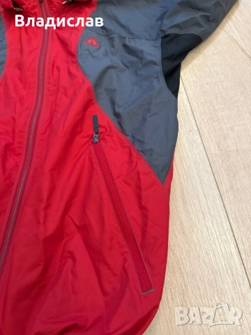 Яке Nike ACG.   , снимка 4 - Спортни дрехи, екипи - 52967136