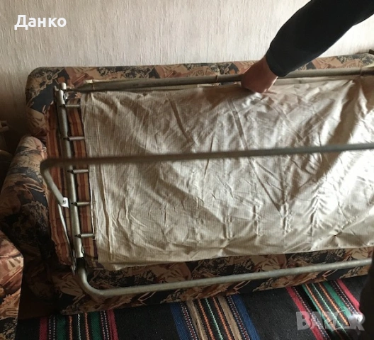 Продавам диван разтегателен, снимка 4 - Дивани и мека мебел - 53174762