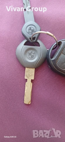 Резервни ключове BMW E39, снимка 2 - Аксесоари и консумативи - 50908682