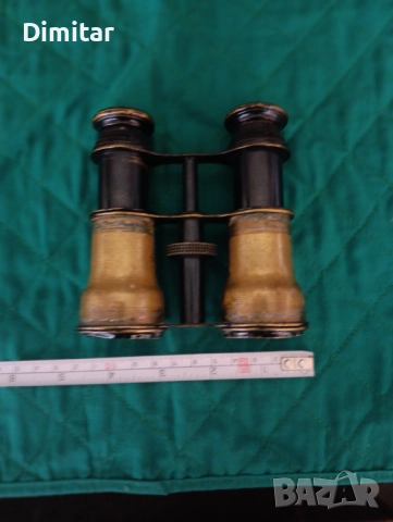 Античен бинокъл от месинг, театрален модел, около 1900 г., снимка 4 - Антикварни и старинни предмети - 52302673