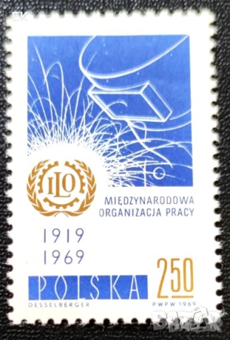 Полша, 1969 г. - лот марки на тема кучета, спорт, туризъм, личности, скаути, космос, изкуство и др., снимка 16 - Филателия - 53303209