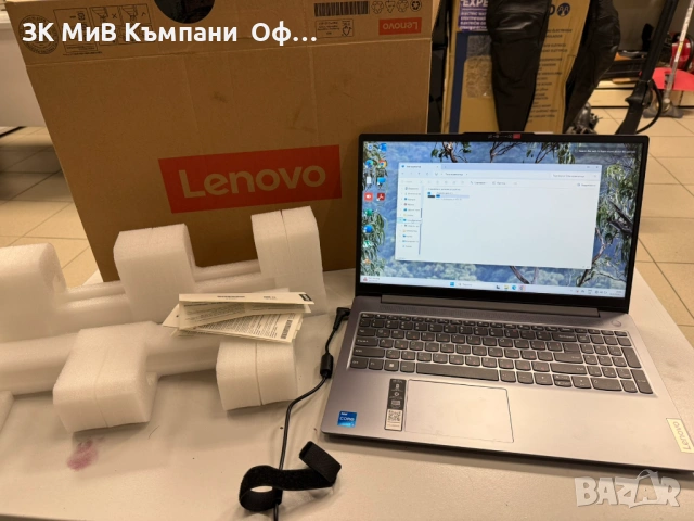 Лаптоп Lenovo IdeaPad Slim 3 