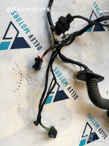 8V5971687C инсталация за задна дясна врата от Audi A3 1.0 TFSI, двигател CHZ, снимка 3 - Части - 52692165