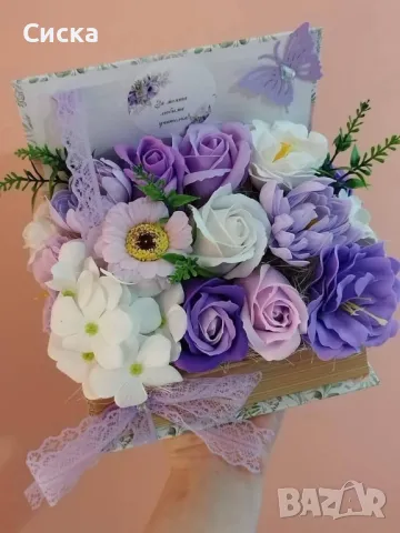 Кутия книга с петнадесет  нежни сапунени цветя , снимка 6 - Подаръци за жени - 40950994