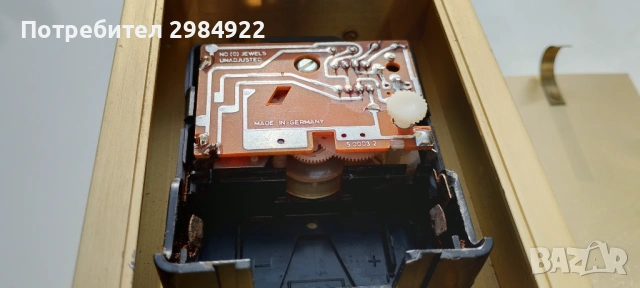 Стар настолен часовник - ROYAL, снимка 12 - Антикварни и старинни предмети - 53441199