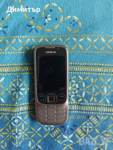 Продавам два телефона Нокия и зарядно