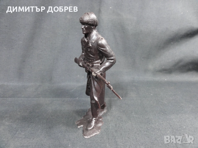 СТАРА РЕТРО СОЦ СССР ПЛАСТМАСОВА ФИГУРКА РУСКИ ВОЙНИК ВСВ, снимка 2 - Колекции - 52712111