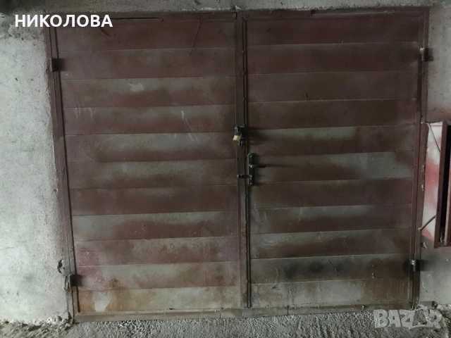 Метални гаражни врати-спешно!
