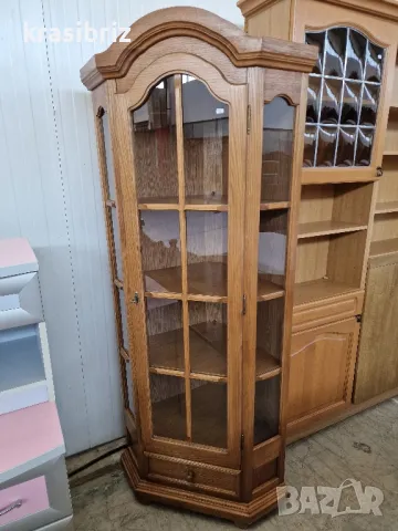 Масивна Ъглова Витрина -внос от Германия! , снимка 1