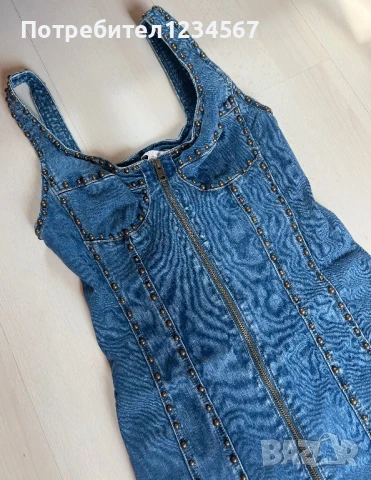 НОВА дънкова рокля GUESS-оригинал на под половин цена, снимка 3 - Рокли - 51397097