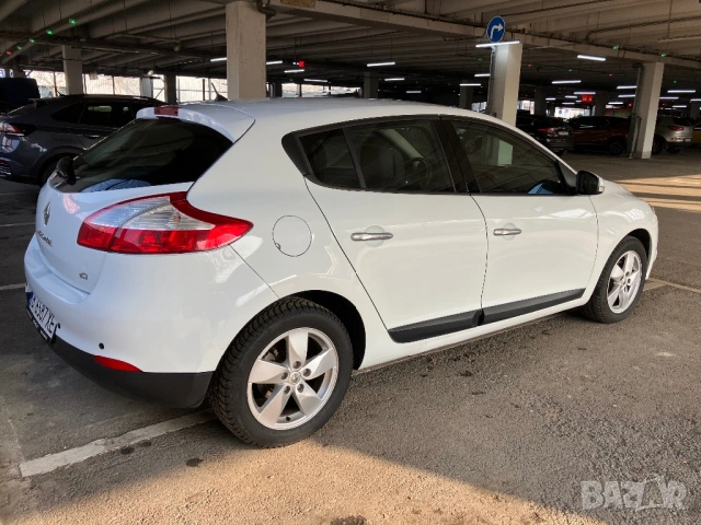 Renault Megane 1.5 Dci 110k.c., снимка 5 - Автомобили и джипове - 53731884