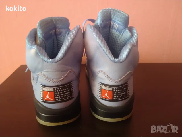 Nike Air Jordan 5 Retro Blue -  оригинални кецове номер 42, снимка 6 - Кецове - 46902300