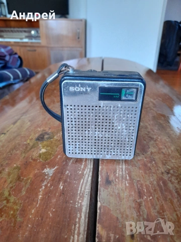 Старо радио,радиоприемник Sony TR-3550