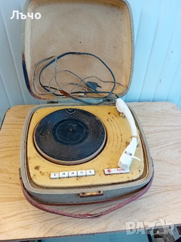 Стар грамофон, снимка 3 - Грамофони - 51011467