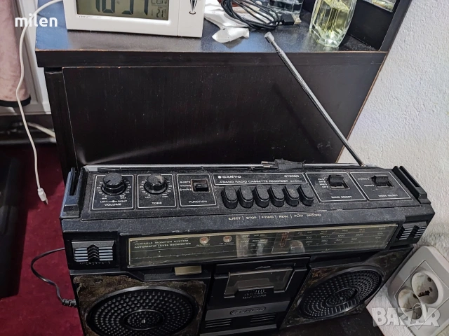 радио касетофон sanyo, снимка 2 - Аудиосистеми - 53868678