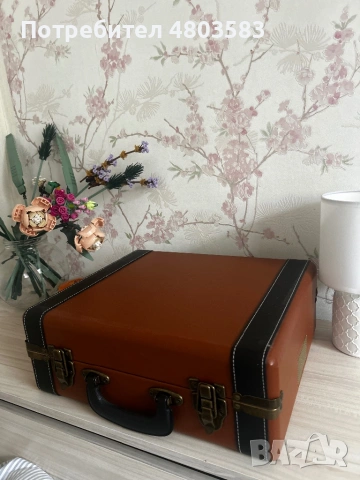 Jerry Lee ретро преносим грамофон , снимка 4 - Грамофонни плочи - 54265330