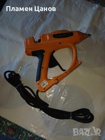 пистолет за горещо лепило, снимка 2 - Поялници и запояване - 53763070