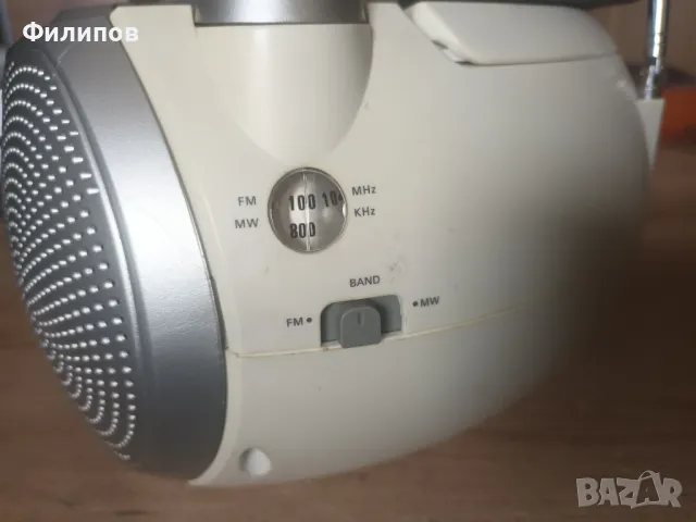 philips az10288/12 фм/юсб/сд/блутуут/касетофон 5в1, снимка 5 - Радиокасетофони, транзистори - 48823592