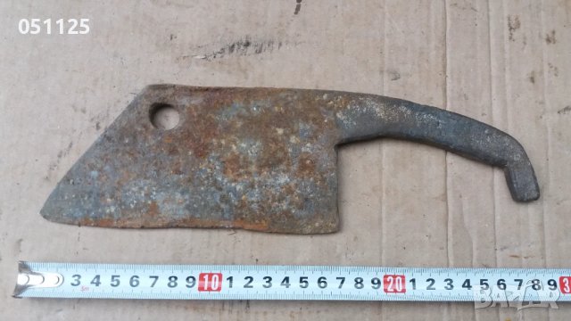 стар ован възрожденски сатър 