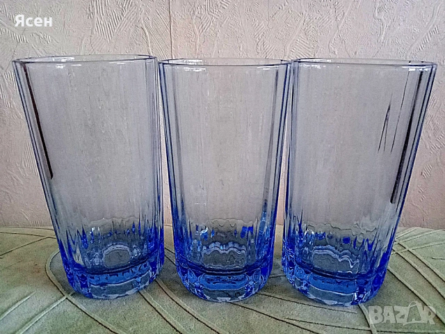 Три големи чаши за безалкохолно за общо 5 евро. Чешко стъкло.