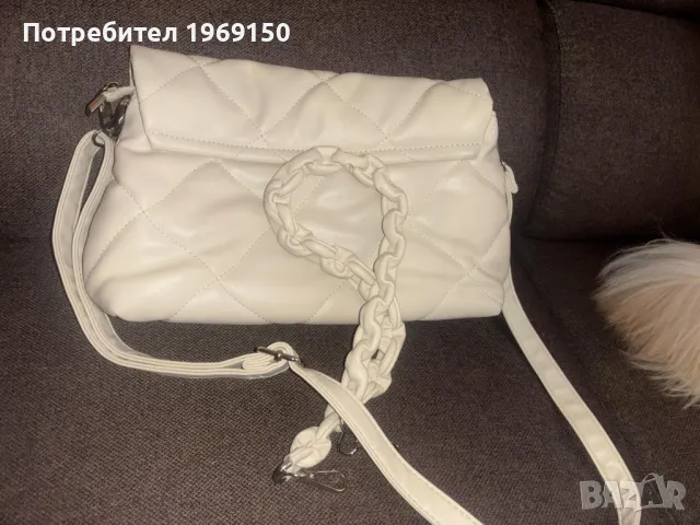 Дамска чанта чисто нова , снимка 2 - Чанти - 50125065