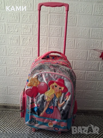 Детска раница с колелца
