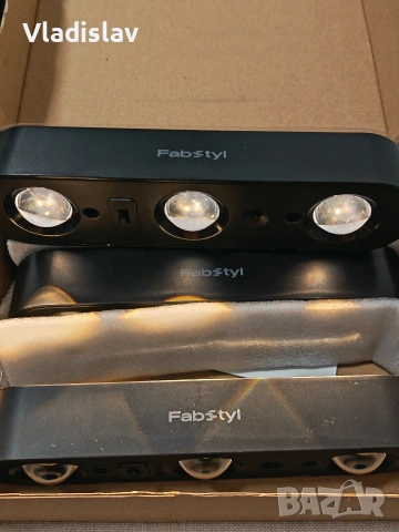 Соларни стенни лампи за външен монтаж