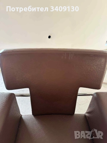 Два броя фризьорки столове , снимка 12 - Столове - 53101485