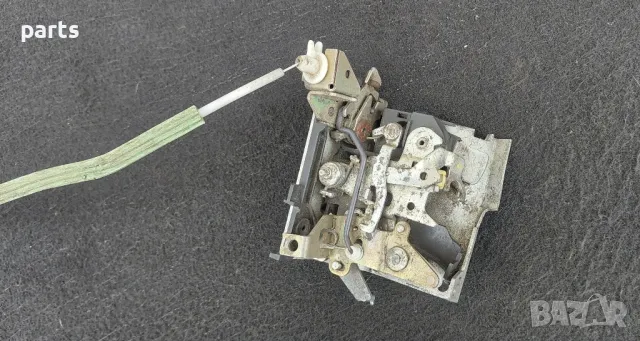 Предна Дясна Брава - Ключалка Ауди A3 8L (2)
- 8L1837016, снимка 4 - Части - 49820288