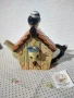 Прекрасен чайник къщичка със сини синигерчета Swineside Teapottery, снимка 1