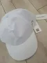 Бяла шапка с козирка CALVIN KLEIN , снимка 1
