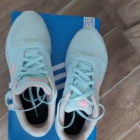 Маратонки Adidas, снимка 7 - Детски маратонки - 45492184