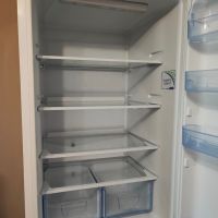 Хладилник Indesit, снимка 3 - Хладилници - 45436800