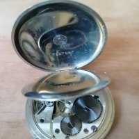 Стар джобен часовник Omega, снимка 2 - Антикварни и старинни предмети - 45040012