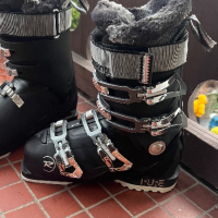 Дамски ски обувки Rossignol, снимка 2 - Спортна екипировка - 44978091