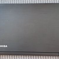 Продавам лаптоп TOSHIBA SATELLITE C40-C-10Q, снимка 2 - Лаптопи за дома - 46032809