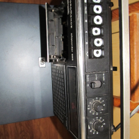 радио касетофон-транзистор NORDMENDE Siticorder 283, снимка 4 - Аудиосистеми - 45045888