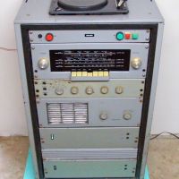 Купувам радио усилвателни уредби, снимка 1 - Антикварни и старинни предмети - 45389633