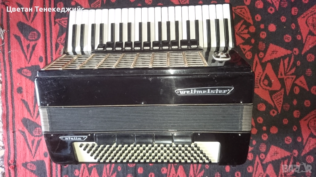 Продавам акордеон Weltmeister Stella 120 баса, снимка 1