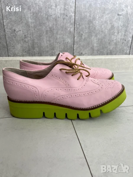 Елегантни розови обувки със зелена подметка, снимка 1