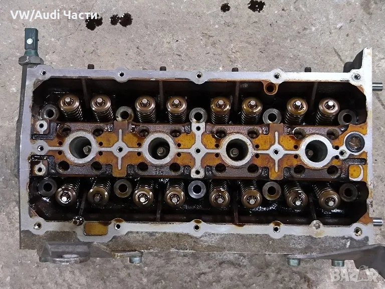 Цилиндрова глава за Голф 5 Ауди А3 1.6 фси VW Golf 5 Audi A3 8P 1.6 FSI Passat Touran 03C103358F, снимка 1