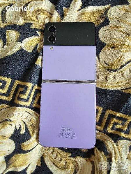 Samsung Z Flip 4 128g Lavender, снимка 1