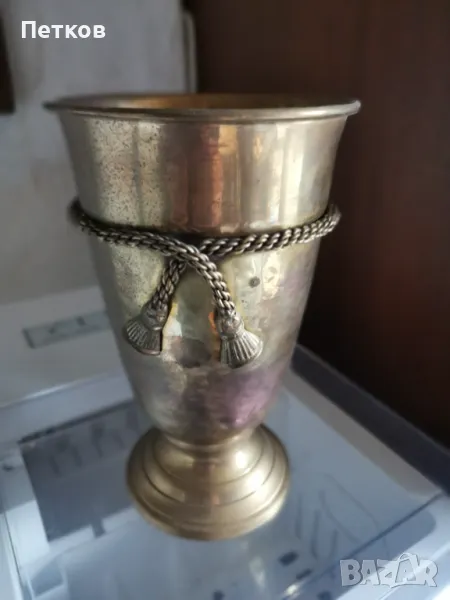 бронзова ваза, снимка 1