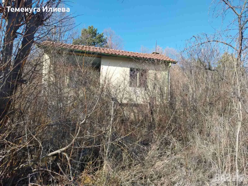къща за ремонт, снимка 1