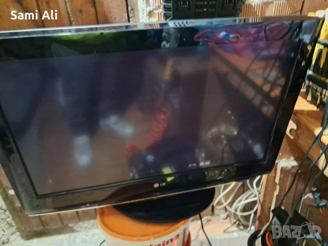 Телевизор LG 32" за части или ремонт, снимка 7 - Части и Платки - 53917814