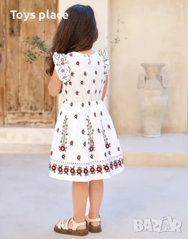 4-5г Нова Красива детска рокля с фолклорни мотиви , снимка 2 - Детски рокли и поли - 51181683