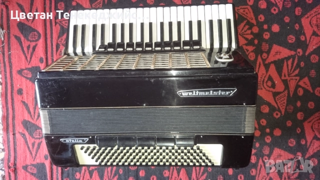 Продавам акордеон Weltmeister Stella 120 баса