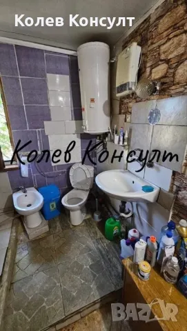 Продавам самостоятелна едноетажна къща в село Тракия,община Стара Загора , снимка 7 - Къщи - 49739637