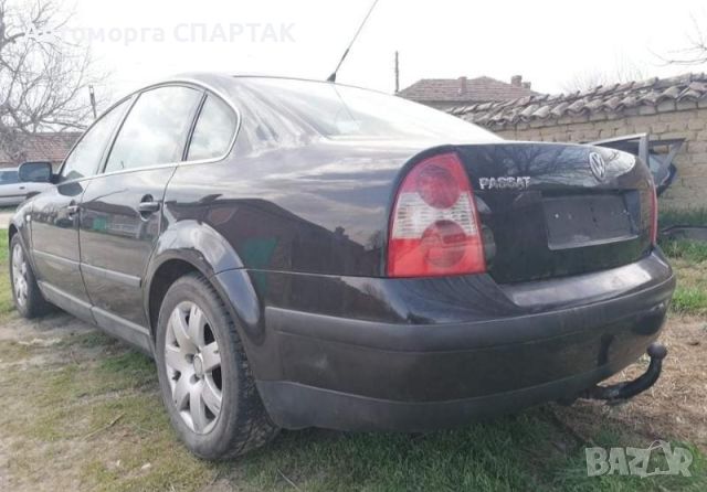 VW Passat 2.3 на части , снимка 2 - Автомобили и джипове - 45406457