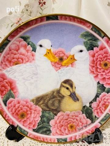 порцеланова чиния за стена , снимка 2 - Декорация за дома - 53126341